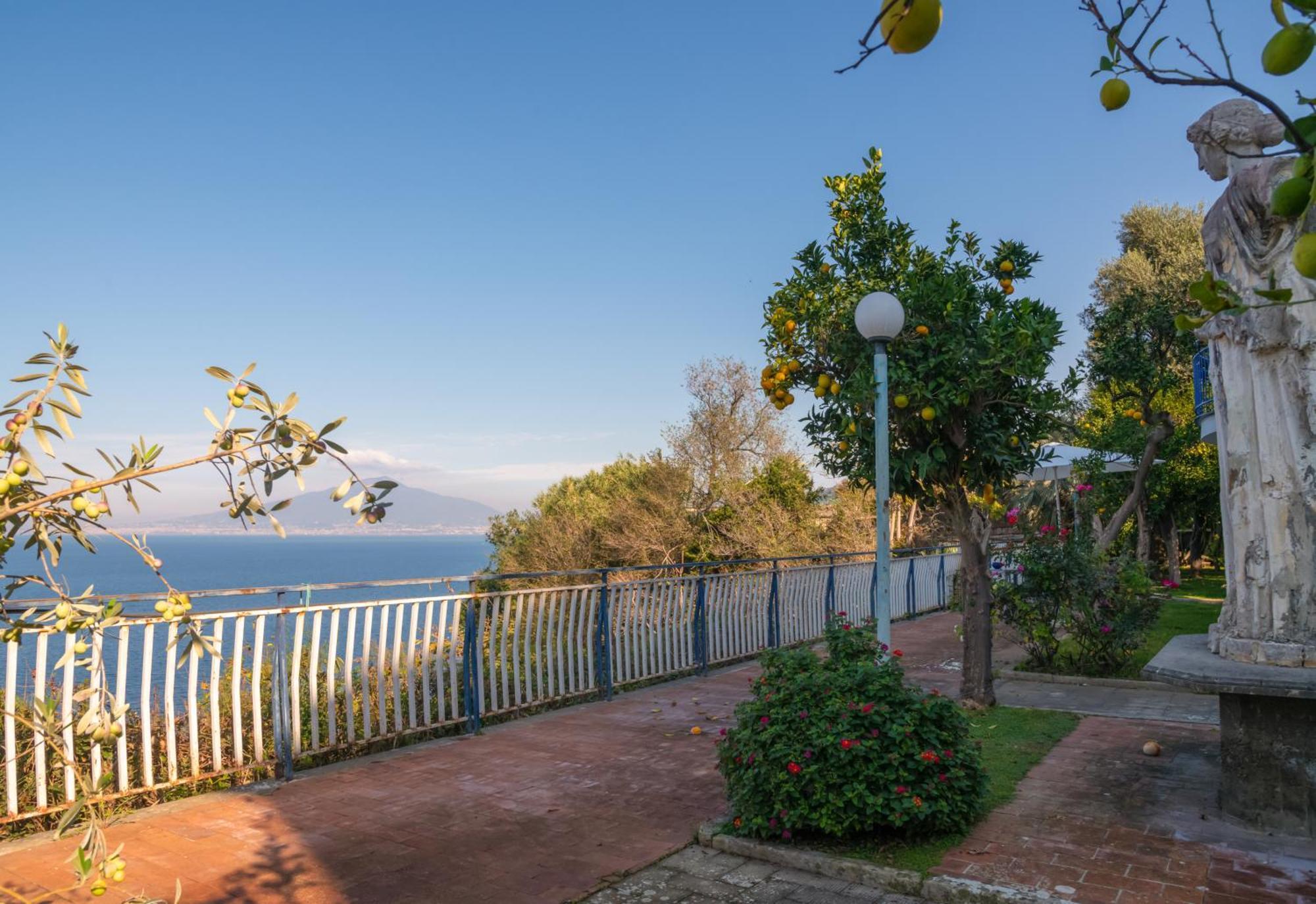 Lemon Soul Apartment Sorrento Center Экстерьер фото